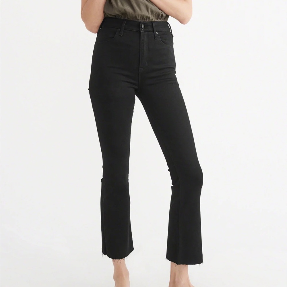 A&F Simone high rise ankle flare jeans black
